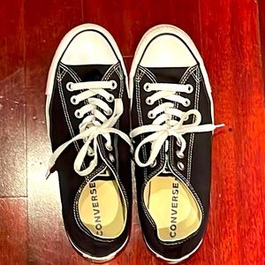 NEVER WORN Navy Blue Converse All Star Sneakers Size 8.5